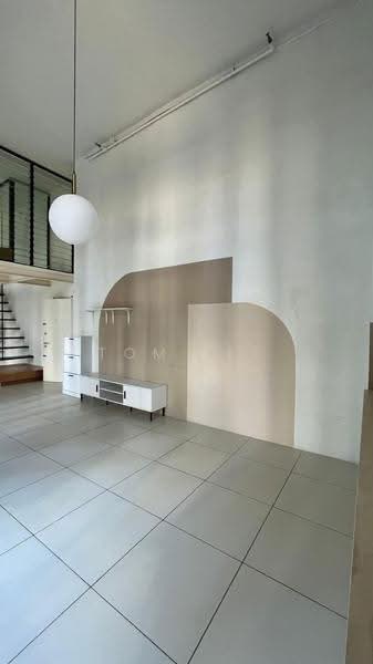 Kediaman Servis untuk Disewa di SOHO @ Empire City - Tom Lee - Living Room - PropertyGuru.com.my