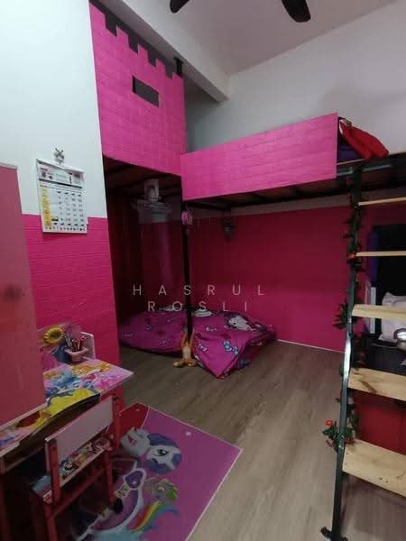 1.5-storey Terraced House for Sale in Bandar Mutiara (Sungai Petani) - Hasrul Rosli - Bedroom - PropertyGuru.com.my