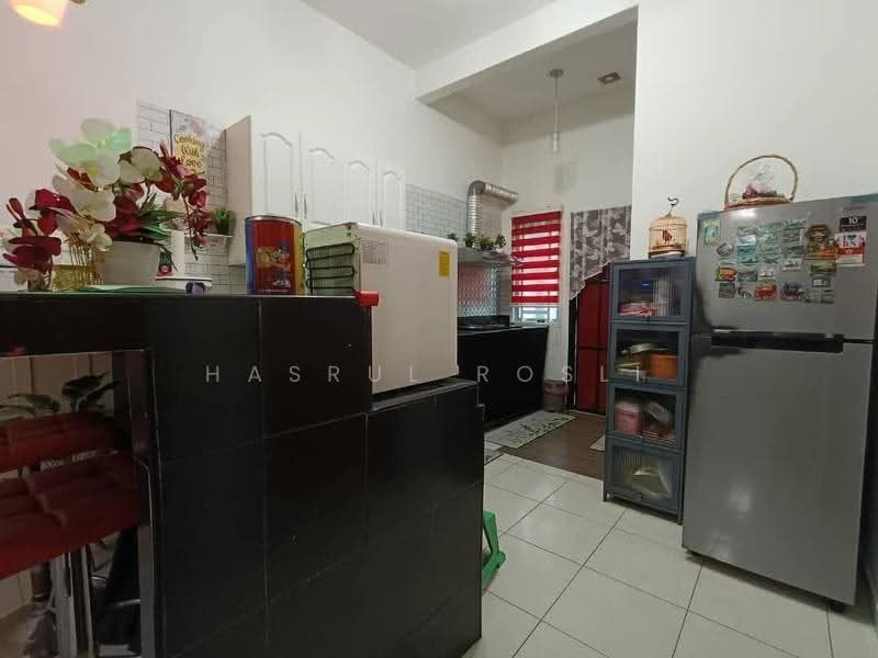 1.5-storey Terraced House for Sale in Bandar Mutiara (Sungai Petani) - Hasrul Rosli - Kitchen - PropertyGuru.com.my