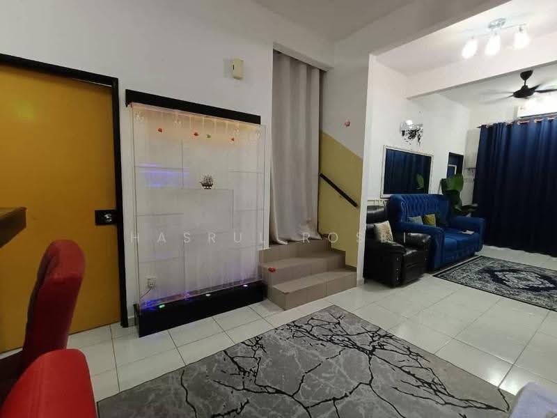 1.5-storey Terraced House for Sale in Bandar Mutiara (Sungai Petani) - Hasrul Rosli - Living Room - PropertyGuru.com.my