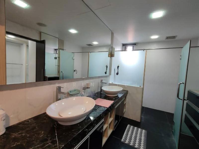 Semi-Detached House for Sale in Taman Pelangi (Johor Bahru) - Serene Teh - Bathroom - PropertyGuru.com.my