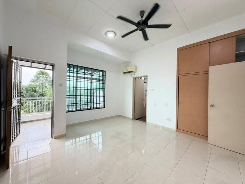 Rumah Teres 2-Tingkat untuk Dijual di Taman Sri Pulai Perdana (Skudai) - Serene Teh - Balcony - PropertyGuru.com.my