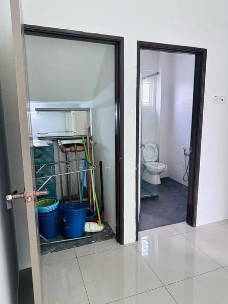 Bungalow House for Sale in Lahat (Perak) - Joseph Wong - Bathroom - PropertyGuru.com.my