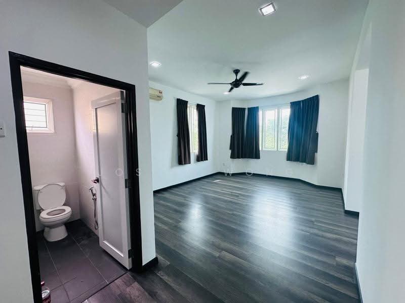 Bungalow House for Sale in Lahat (Perak) - Joseph Wong - Bathroom - PropertyGuru.com.my