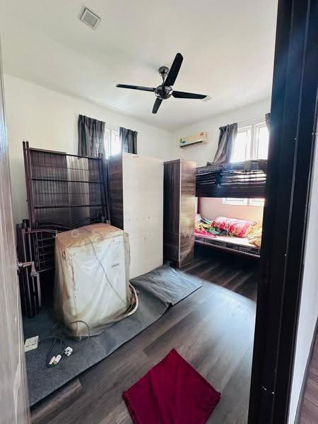 Bungalow House for Sale in Lahat (Perak) - Joseph Wong - Bedroom - PropertyGuru.com.my