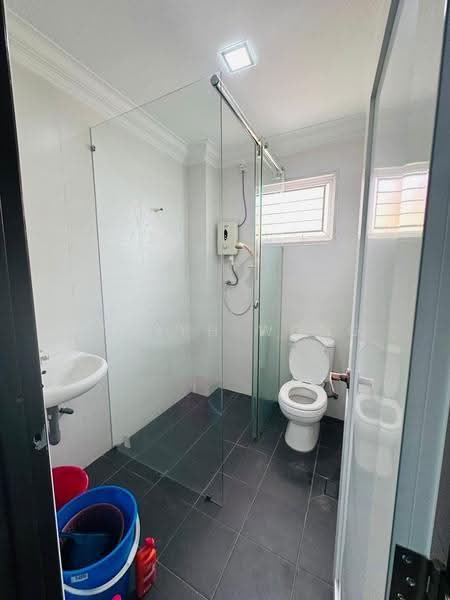 Bungalow House for Sale in Lahat (Perak) - Joseph Wong - Bathroom - PropertyGuru.com.my