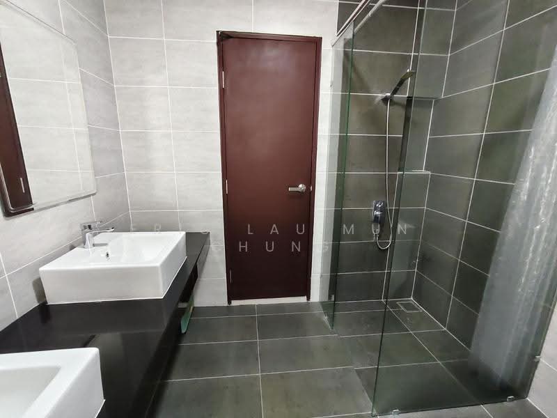 Rumah Teres untuk Dijual di Puchong (Selangor) - Eric Lau Mun Chung - Bathroom - PropertyGuru.com.my