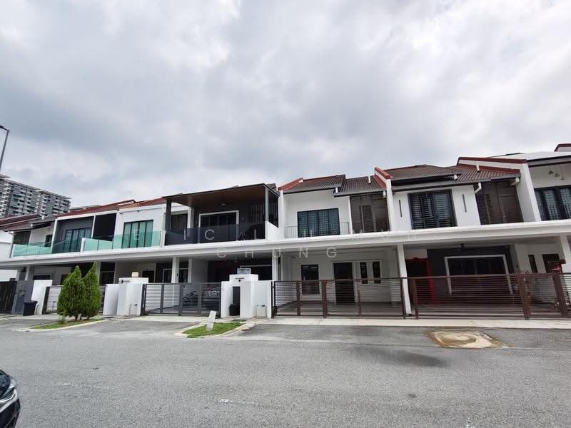 Rumah Teres untuk Dijual di Puchong (Selangor) - Eric Lau Mun Chung - Exterior - PropertyGuru.com.my