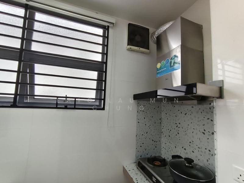 Rumah Teres untuk Dijual di Puchong (Selangor) - Eric Lau Mun Chung - Kitchen - PropertyGuru.com.my