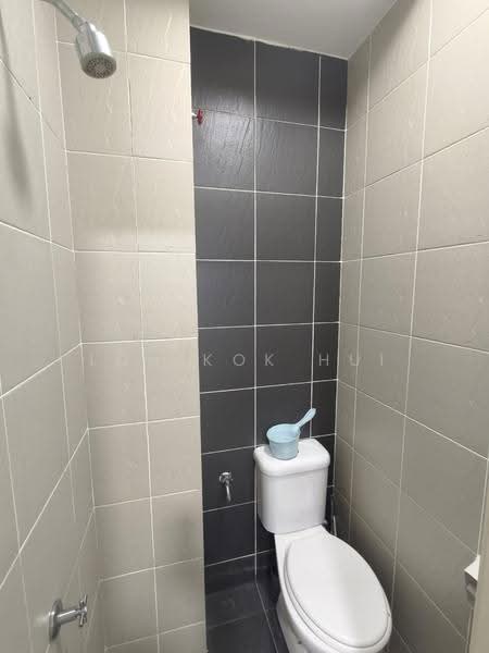 Apartment for Rent at D'Rich Executive Suites - Loh Kok Hui - Bathroom - PropertyGuru.com.my