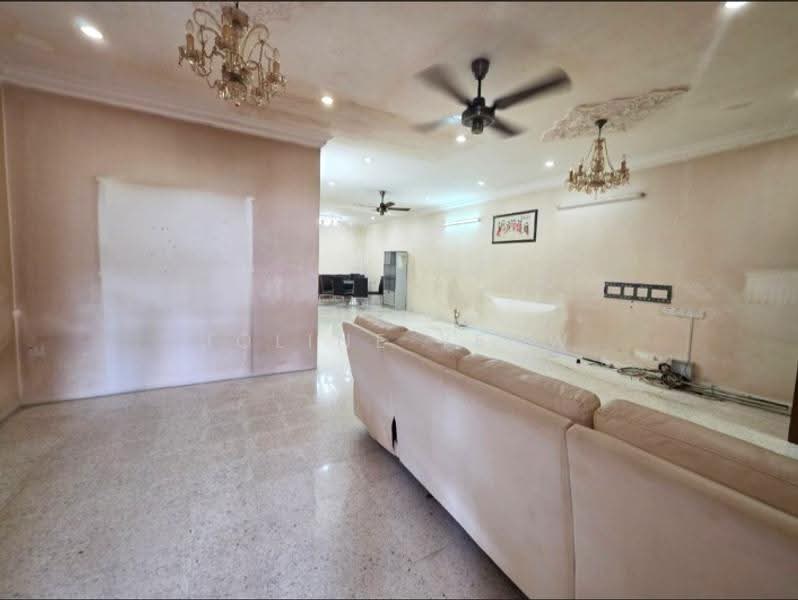 Semi-Detached House for Sale in Ipoh (Perak) - Joline YEOW - Living Room - PropertyGuru.com.my