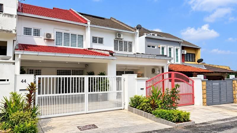 2-storey Terraced House for Sale in SS23 (Petaling Jaya) - Victor Higa - Exterior - PropertyGuru.com.my