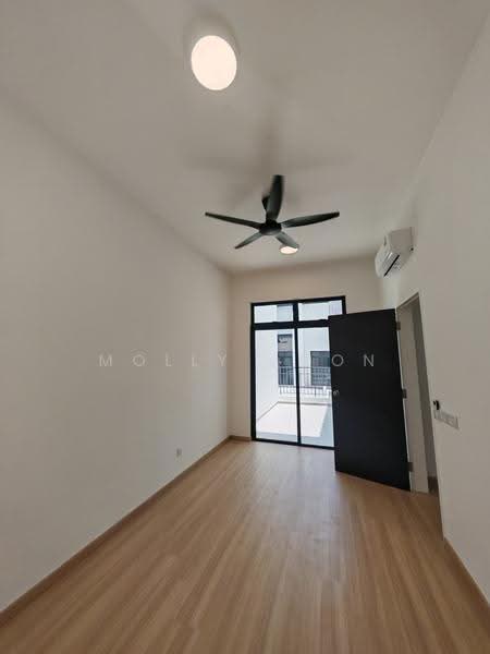 Cluster House for Rent in Iskandar Puteri (Nusajaya) (Johor) - Molly Joon - Balcony - PropertyGuru.com.my