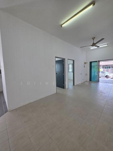 1-storey Terraced House for Sale in Taman Pengkalan Pertama (Ipoh) - Joline YEOW - Living Room - PropertyGuru.com.my