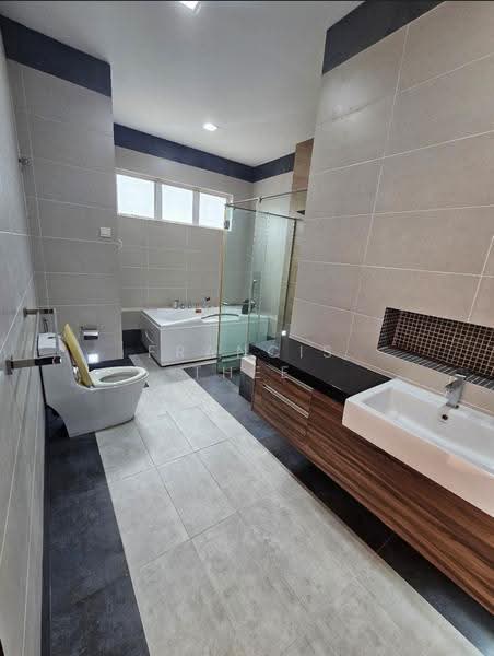 Bungalow House for Sale in Saujana Impian (Kajang) - Francis Thee - PropertyGuru.com.my