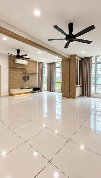 Kondominium untuk Dijual di The Seed Taman Sutera Utama - U Hon Kun - Living Room - PropertyGuru.com.my