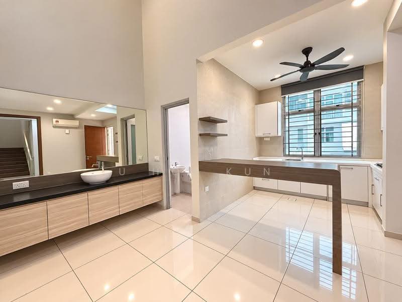 Kondominium untuk Dijual di The Seed Taman Sutera Utama - U Hon Kun - Interior - PropertyGuru.com.my