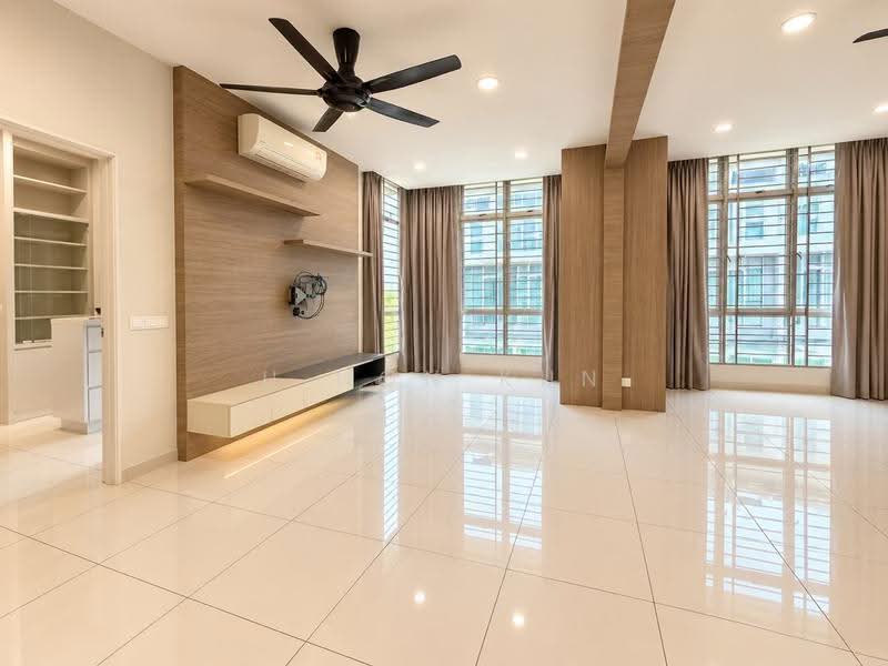 Kondominium untuk Dijual di The Seed Taman Sutera Utama - U Hon Kun - Living Room - PropertyGuru.com.my