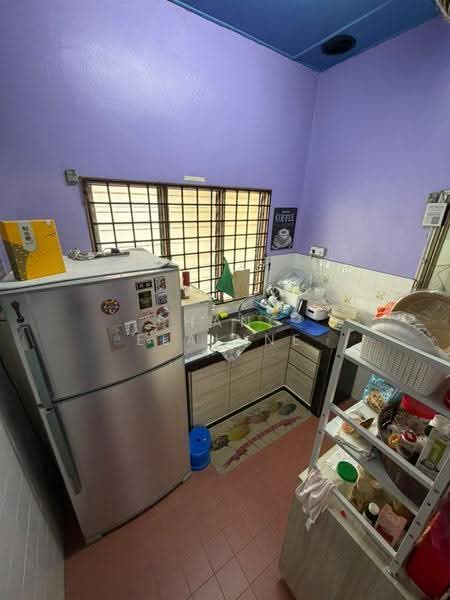 Rumah Teres 1-Tingkat untuk Dijual di Johor Bahru (Johor) - Phang Elainne - Kitchen - PropertyGuru.com.my