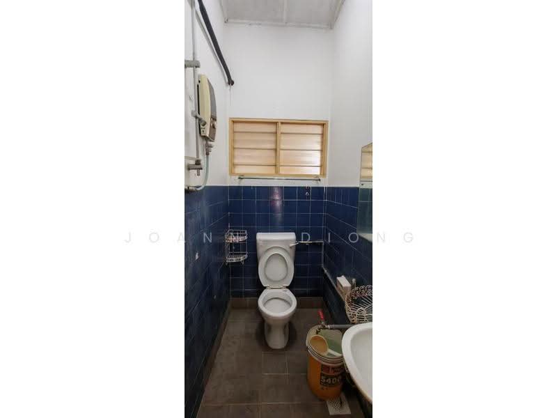 Rumah Teres 1-Tingkat untuk Disewa di Taman Mayang (Petaling Jaya) - Joanne Diong - Bathroom - PropertyGuru.com.my