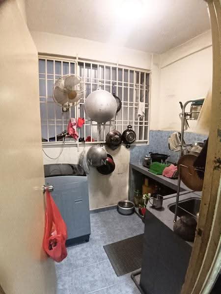 Service Residence for Sale at Bayu Puteri 3 - Yvonne Lim - Kitchen - PropertyGuru.com.my