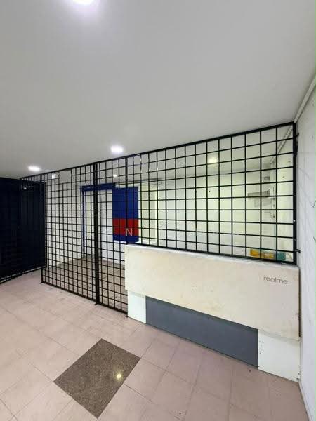Shop / Office for Rent in Taman Perling (Perling) - Jannie Tan - Entrance - PropertyGuru.com.my