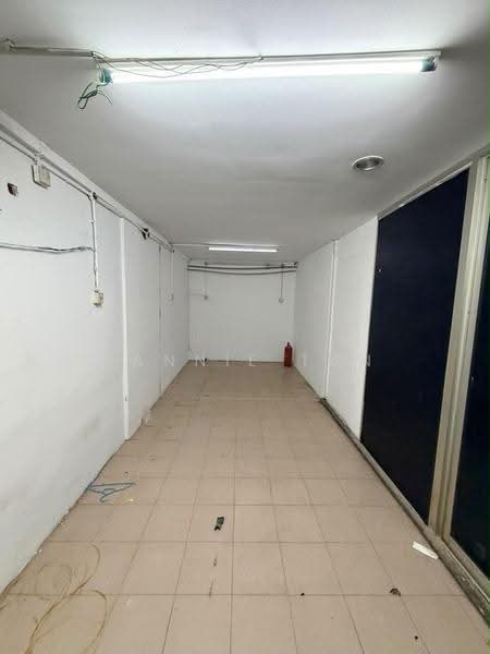 Shop / Office for Rent in Taman Perling (Perling) - Jannie Tan - Interior - PropertyGuru.com.my