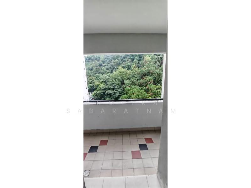Kondominium untuk Dijual di Cameron Towers - Sumitra Sabaratnam - Balcony - PropertyGuru.com.my