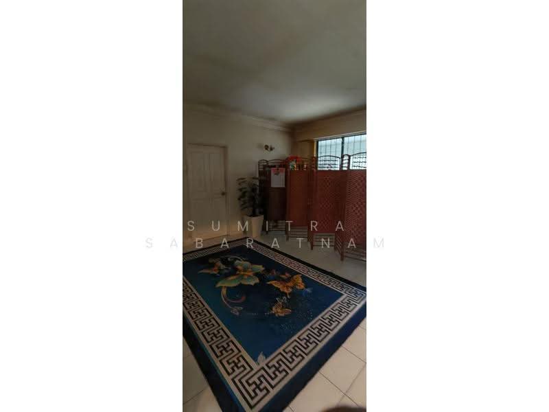 Kondominium untuk Dijual di Cameron Towers - Sumitra Sabaratnam - Living Room - PropertyGuru.com.my