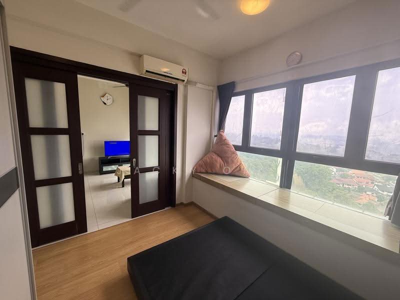 Kondominium untuk Disewa di Bay Point @ Country Garden Danga Bay - Jacky Ong - Living Room - PropertyGuru.com.my