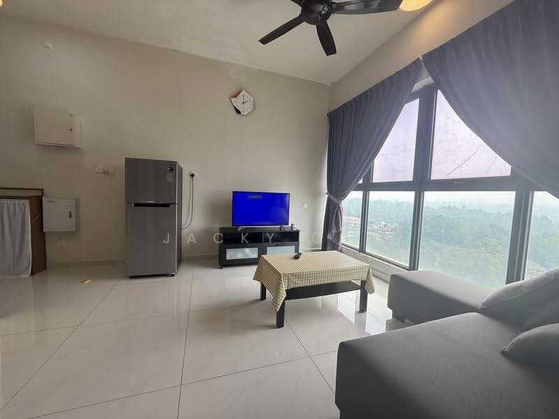 Kondominium untuk Disewa di Bay Point @ Country Garden Danga Bay - Jacky Ong - Living Room - PropertyGuru.com.my