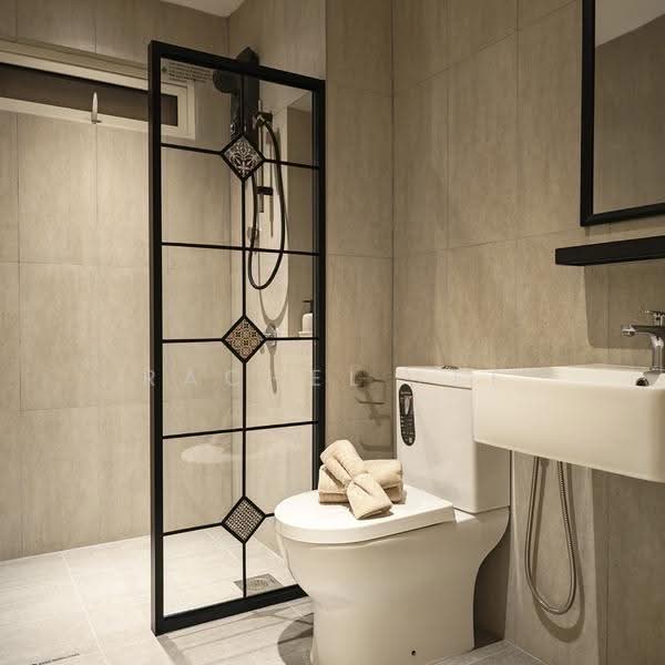 Kediaman Servis untuk Dijual di Tuan Straits Residency - Rachel Lee - Bathroom - PropertyGuru.com.my
