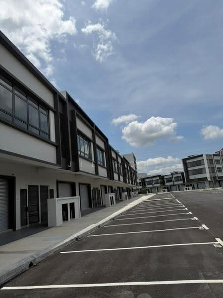 Shop for Rent in Bandar Rimbayu (Telok Panglima Garang) - Jie Hoh - Exterior - PropertyGuru.com.my