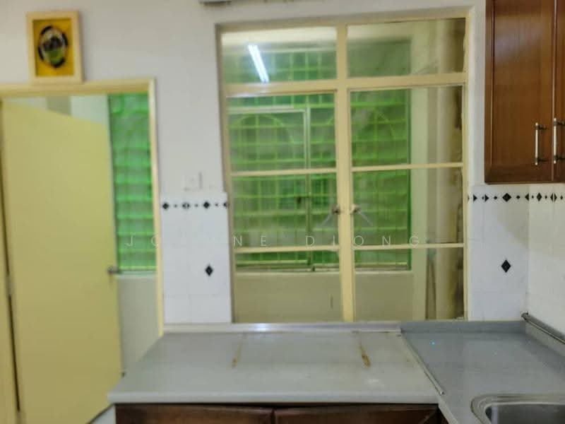 Kondominium untuk Disewa di Subang Ville Aman Luxury Condominiums - Joanne Diong - Kitchen - PropertyGuru.com.my