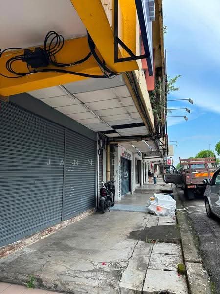 Shop / Office for Rent in Taman Ungku Tun Aminah (Skudai) - Jannie Tan - Exterior - PropertyGuru.com.my