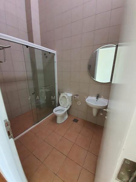 Semi-Detached House for Rent in Kota Kinabalu (Sabah) - Jaime Myra Tong - Bathroom - PropertyGuru.com.my