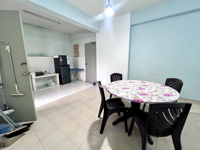 Apartment for Rent at Pangsapuri Intan - Micole Tan - PropertyGuru.com.my