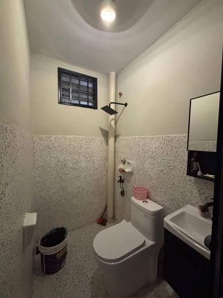 2-storey Terraced House for Sale in Mutiara Rini (Skudai) - Arif MS - Bathroom - PropertyGuru.com.my