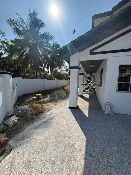 2-storey Terraced House for Sale in Mutiara Rini (Skudai) - Arif MS - Exterior - PropertyGuru.com.my