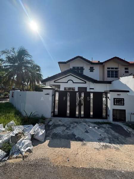 2-storey Terraced House for Sale in Mutiara Rini (Skudai) - Arif MS - Exterior - PropertyGuru.com.my