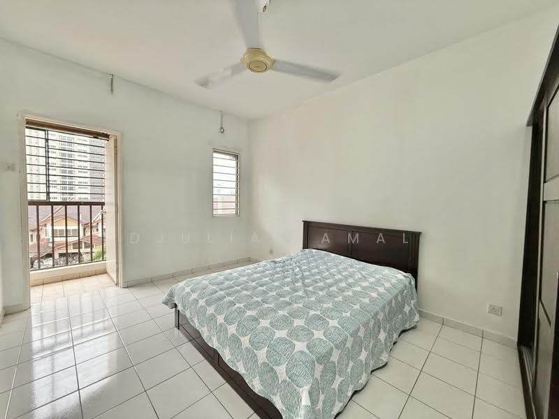 Townhouse for Sale in Batu Caves (Selangor) - DJULIA JAMAL - Bedroom - PropertyGuru.com.my