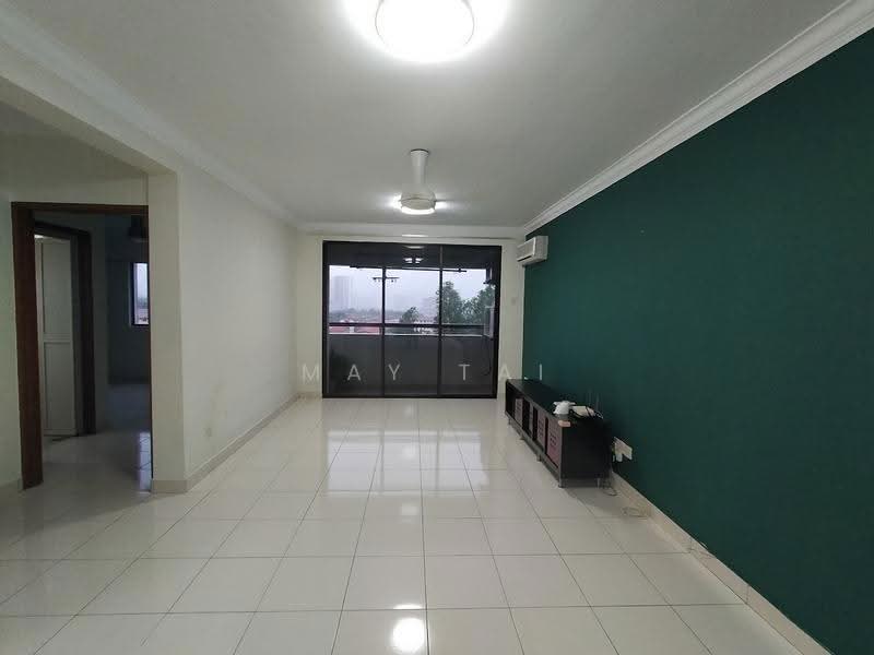Condominium for Rent at Putra Villa - May Tai - Living Room - PropertyGuru.com.my