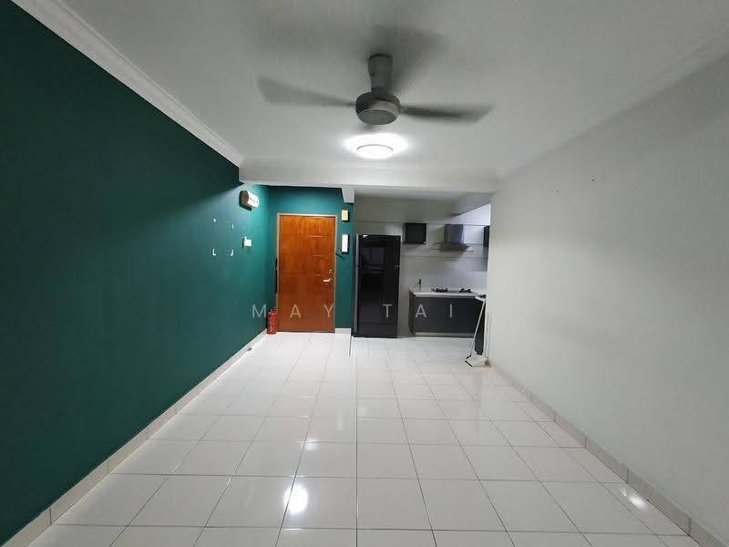 Condominium for Rent at Putra Villa - May Tai - Living Room - PropertyGuru.com.my
