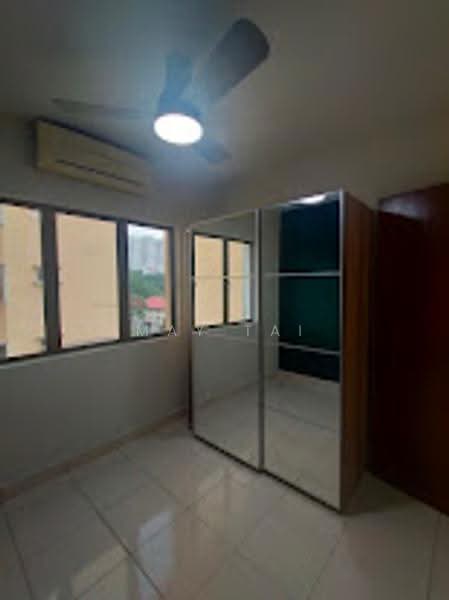 Condominium for Rent at Putra Villa - May Tai - Bedroom - PropertyGuru.com.my