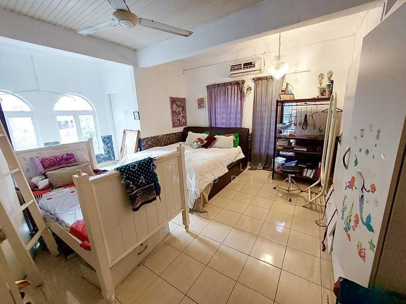 Bungalow House for Sale in Taman Melawati (Ulu Kelang) - NORFADILAH ZAINUDDIN - Bedroom - PropertyGuru.com.my