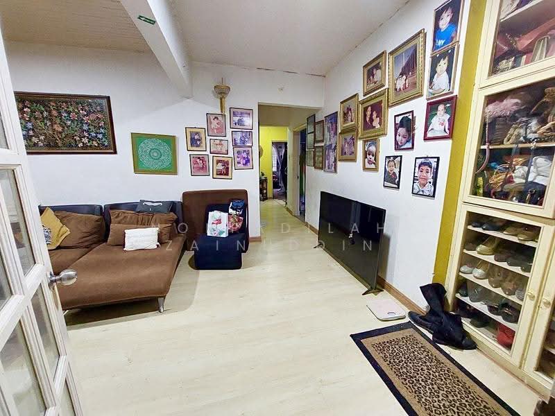 Bungalow House for Sale in Taman Melawati (Ulu Kelang) - NORFADILAH ZAINUDDIN - Living Room - PropertyGuru.com.my