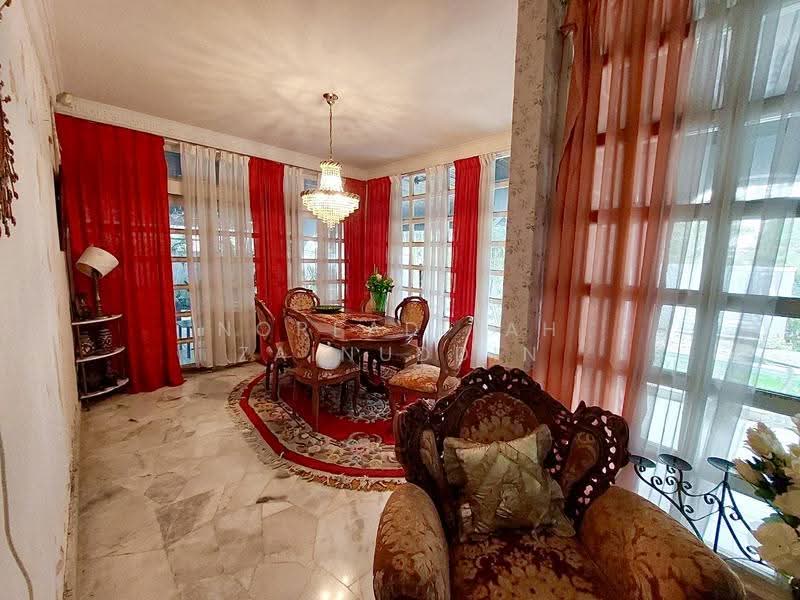 Bungalow House for Sale in Taman Melawati (Ulu Kelang) - NORFADILAH ZAINUDDIN - Dining Room - PropertyGuru.com.my