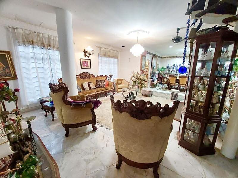 Bungalow House for Sale in Taman Melawati (Ulu Kelang) - NORFADILAH ZAINUDDIN - Living Room - PropertyGuru.com.my