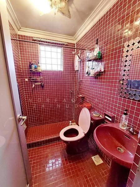 Bungalow House for Sale in Taman Melawati (Ulu Kelang) - NORFADILAH ZAINUDDIN - Bathroom - PropertyGuru.com.my