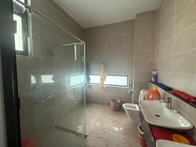 Cluster House for Sale in Kota Tinggi (Johor) - Wan Ning - Bathroom - PropertyGuru.com.my